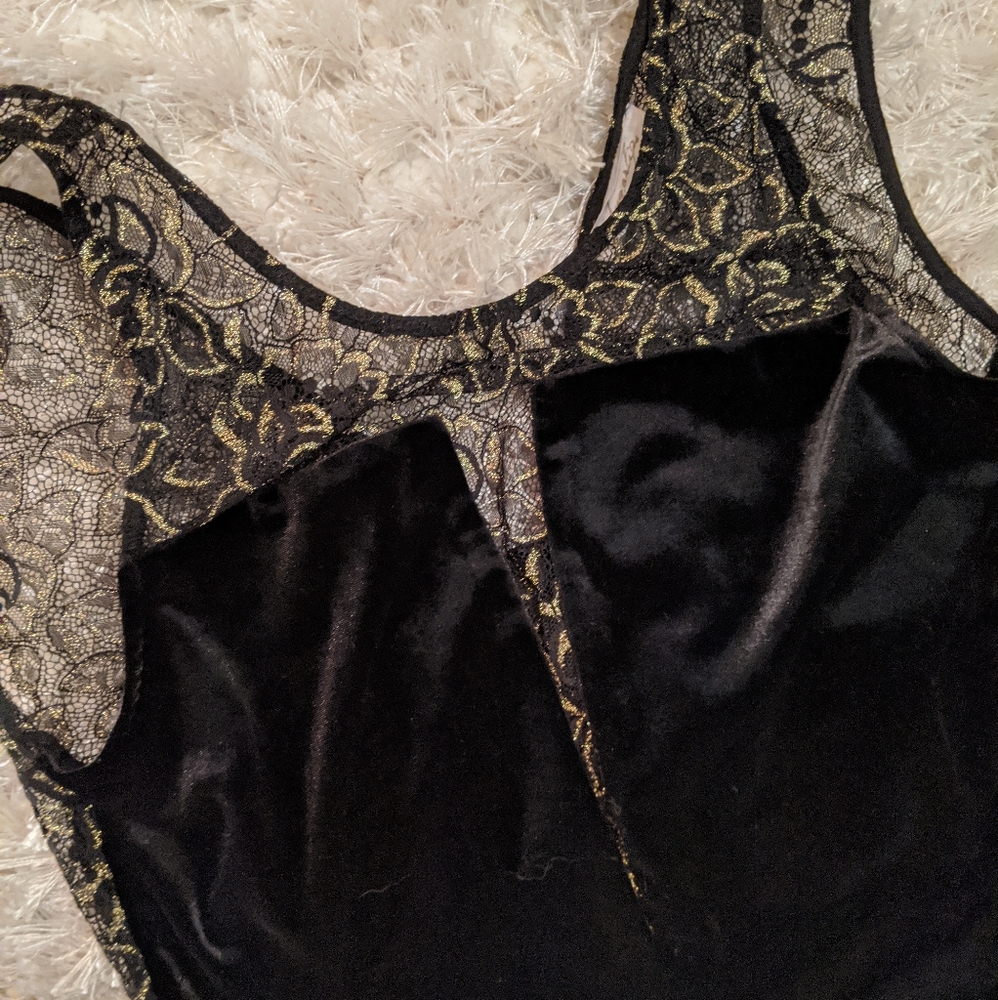 Nasty Gal Size 6 Jumper